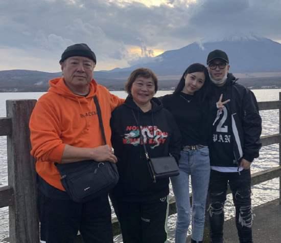 Amy姐自曝认识潘玮柏多年，不介意王思聪嘲笑，与方媛已无联系（组图） - 17