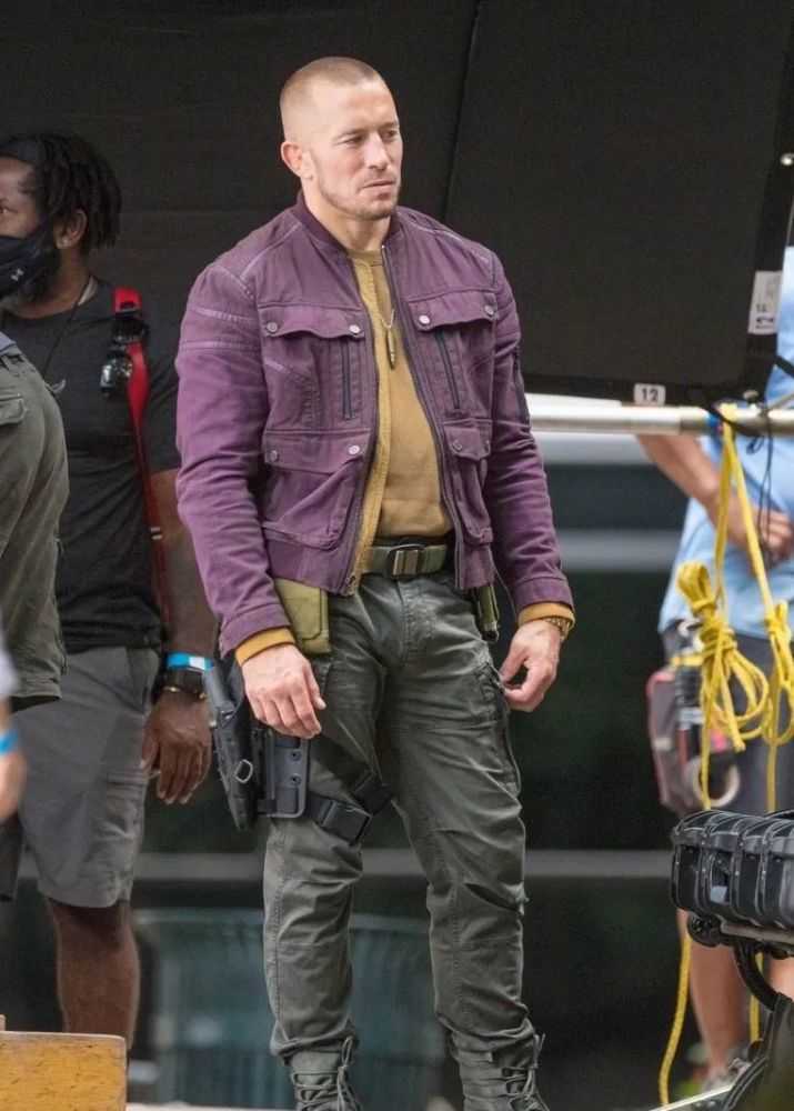 《美队2》的"跳跃者巴托克"现身《猎鹰与冬兵》片场_腾讯新闻