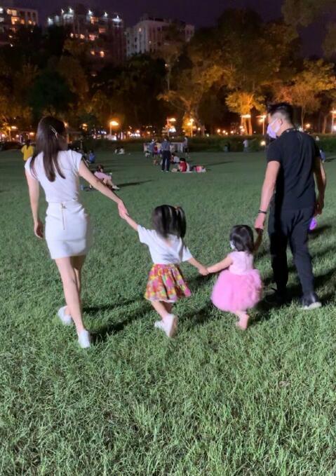 方媛|方媛分享染发视频，自曝生二胎后体重，发型师听后直呼：太瘦了！