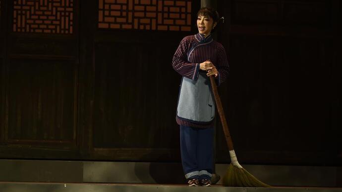 早春|在国际歌中，烈士名字被一一念出，这位作家的牺牲给后来人什么启示？