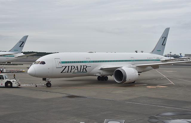 日本新成立航空首航290座飞机仅有2名乘客董事长鞠躬致谢