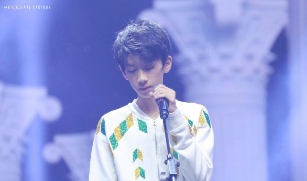 tfboys师弟陈泗旭,曾被送去戒网学校,现身时代峰峻疑似回归?