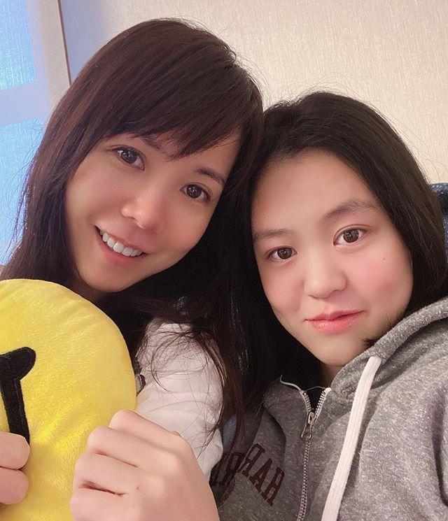 吕丽君|曝吕丽君子女被踢出家族基金，名下零资产，女儿18岁生日提及父亲一脸失落