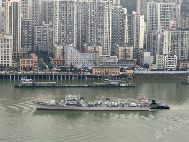 “珠海166舰  ”抵达涪陵  预计停靠“休整”三天  将进入重庆主城|“珠海166舰”抵达涪陵，预计停靠“休整”三天将进入重庆主城