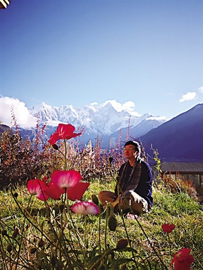 外一首|上游 夜雨丨怀念月下的光（外一首）-屿夫