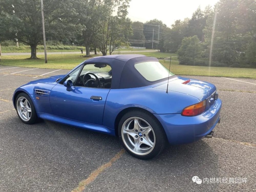 宝马z3m敞篷跑车