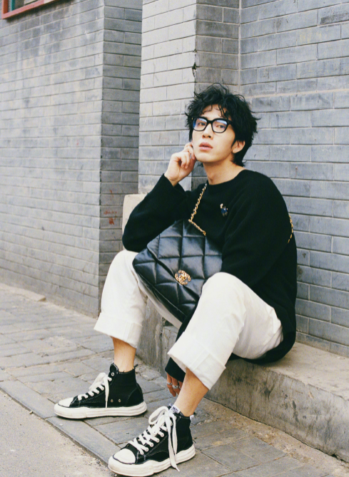 杨紫|杨紫玩命减肥，是因为新剧男主身材太好？“九头身”身材不服不行