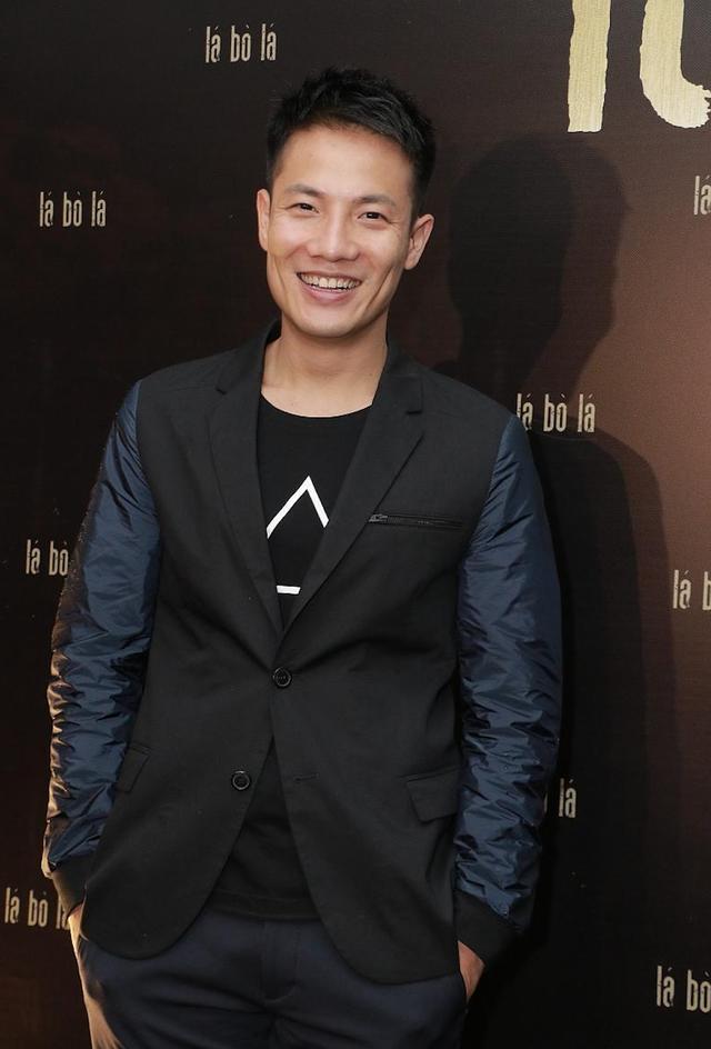 丁子高旧爱卖假名牌包,诈骗四万获刑两年半,年迈父母生活陷困境_腾讯