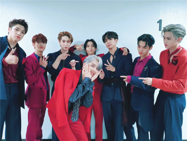 Pentagon真的美强惨 队长hui宣布入伍 一有上升势头就出事 金晓钟 泫雅 Pentagon Hui 男团