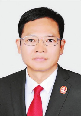 3个月前由代转正楚雄州人民检察院检察长周映枢主动投案