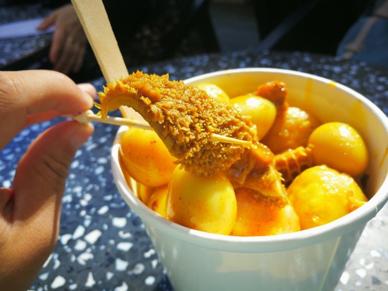 北京|北京三里屯美女排队也要吃的咖喱 街边美食小店 生意火爆味道好