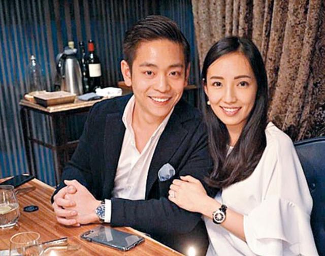 霍咏诗|霍启刚堂妹霍咏诗晒孕照，肚大如箩四肢纤瘦，手捧孕肚满满母爱