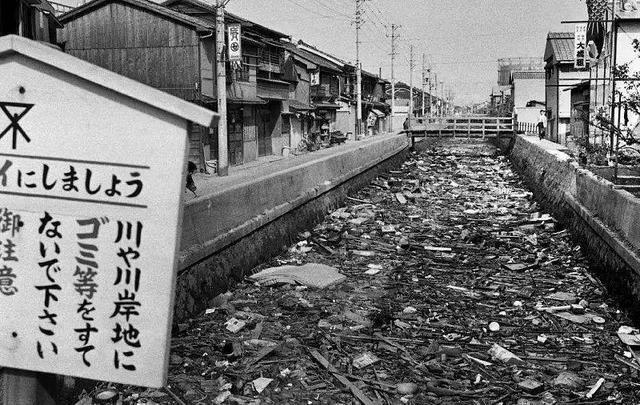 曾经脏乱差的代表日本,为何如今人人都有洁癖呢