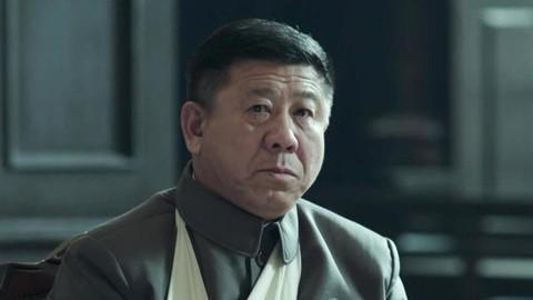 可早1973年,初中毕业的程煜陪着朋友去哈尔滨话剧团考试时,他反被录取
