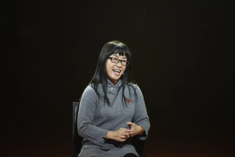 脑瘫诗人余秀华我的身体容不下我的灵魂