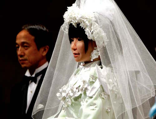 妻子|妻子机器人为什么那么受欢迎，人类要走向何方？