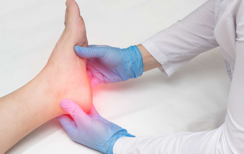 骨质疏松|世界骨质疏松日：骨质疏松危害大，预防可不止补钙这么简单！