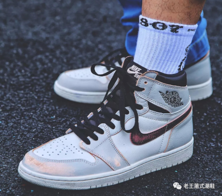 王一博同款aj1黑白刮刮乐实拍开箱评测