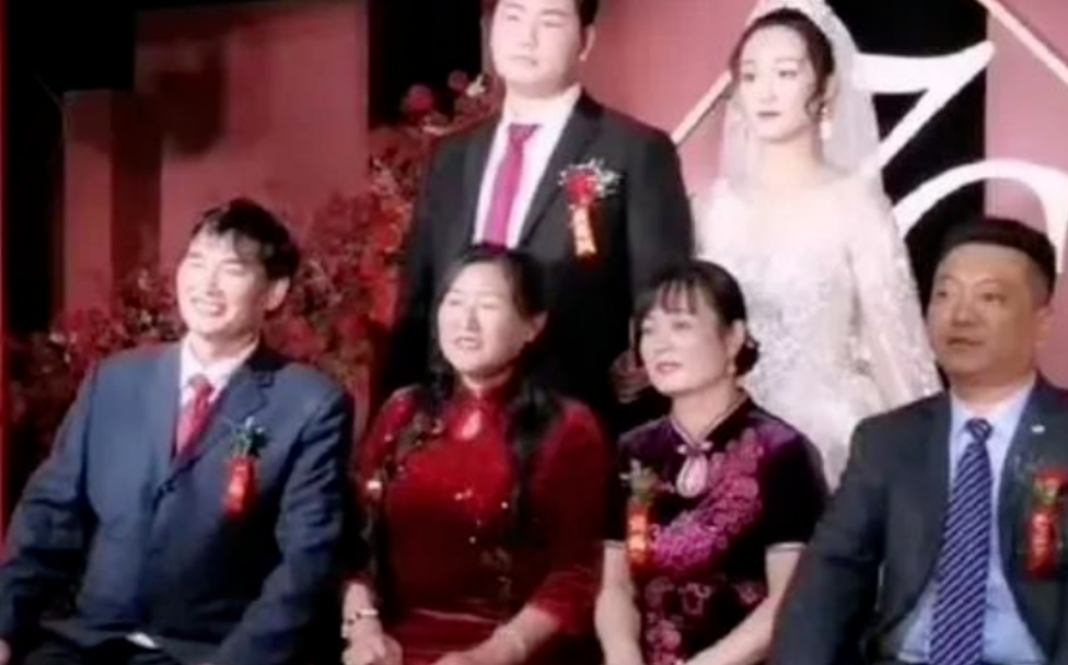 朱之文|大衣哥两层别墅曝光，装修古色古香超豪华，带小花园景色宜人