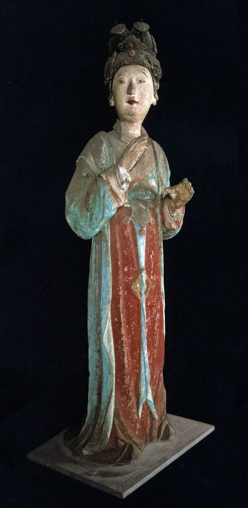 艺术价值比肩天龙山佛首的晋祠宋塑侍女像