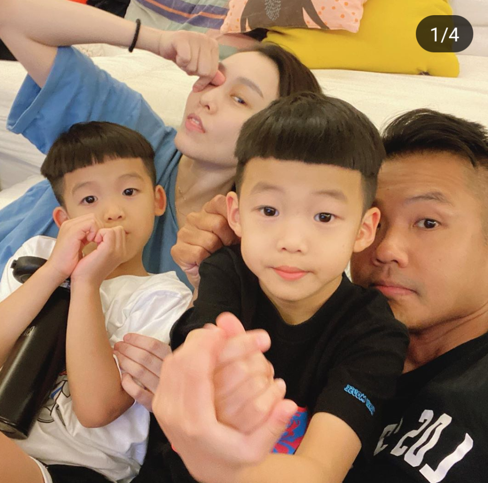 范玮琪|范玮琪和儿子玩自拍，飞飞翔翔比心有镜头感，豪宅内景曝光