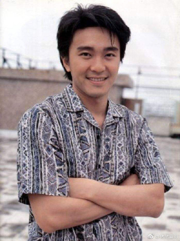 周星驰|周星驰方否认拖欠巨额债务