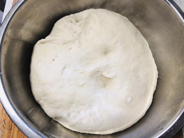 包子|北京一家三口家常晚餐，包子搭配凉菜和杂粮粥，网友：简单还解馋