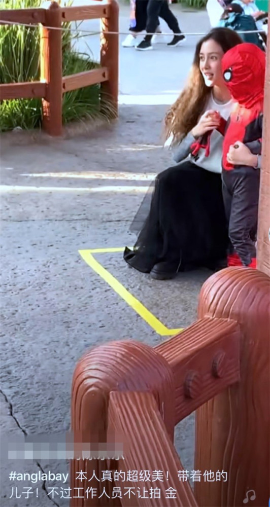 angelababy|Baby专访绝口不提黄晓明，57％网友认为已离婚，她现身回应