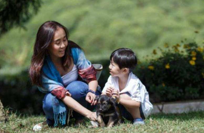 离婚带孩子的女人的告诫:"如果没有本事,别再结婚了"_腾讯新闻