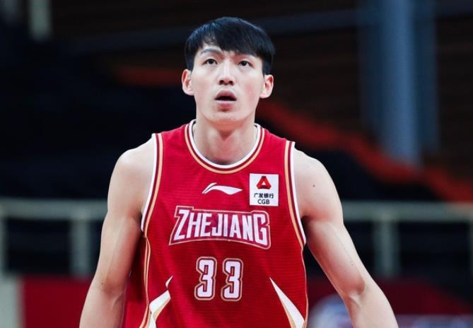 弗雷戴特|CBA排行：黑马灭北京2连胜升第1！李楠球队2连败垫底，上海演逆转