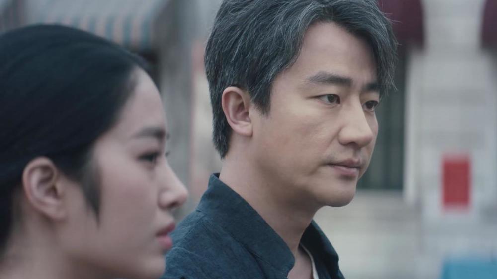 小镜子|《瞄准》小镜子下线并非偶然，推动了剧情发展，也暗示了结局