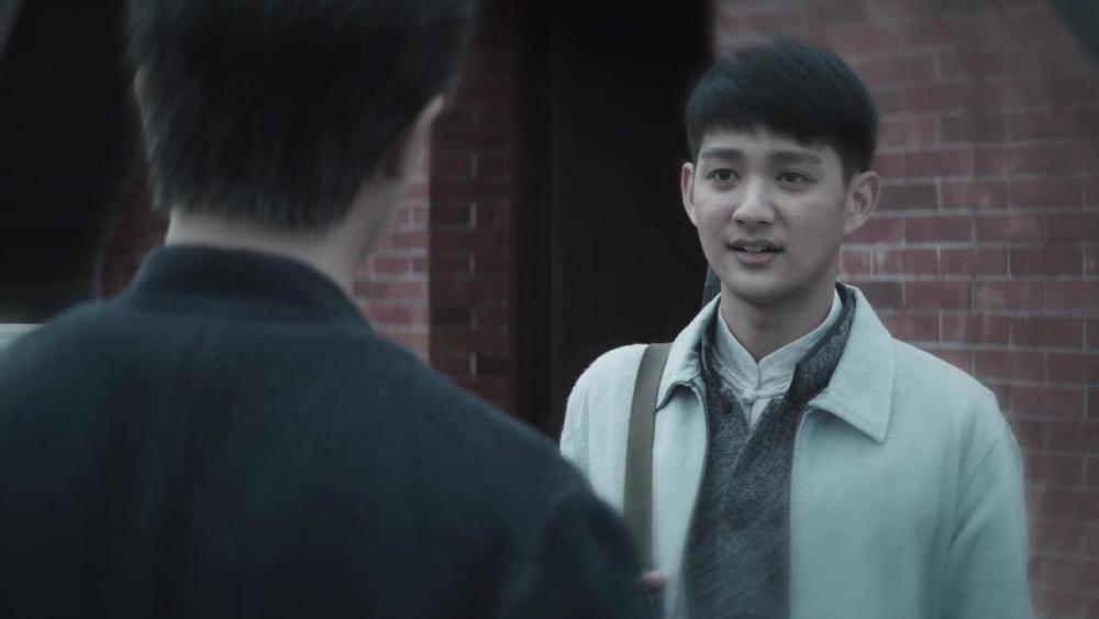 小镜子|《瞄准》小镜子下线并非偶然，推动了剧情发展，也暗示了结局