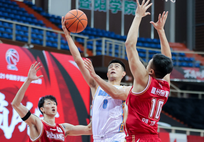 北京|69投狂打43铁！北京豪华阵容进攻惨不忍睹 李慕豪＋范子铭不来电