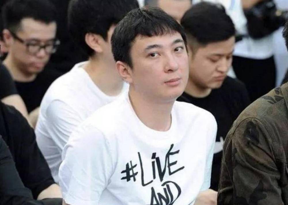 王思聪|翻身仗？王思聪登顶胡润百富榜首，早前旗下公司破产，产品被拍卖