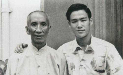 李小龙|李小龙父子都是因为意外去世的吗？真相远远没有那么简单！