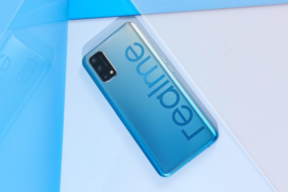 realme q2体验:堪称新一代性价比之王_腾讯新闻