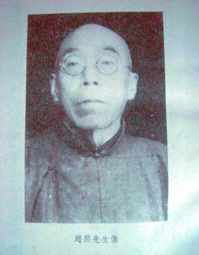 成都|为成都“辛亥秋保路死事纪念碑”碑北面书写题字的人是谁？