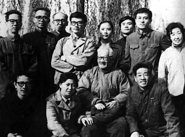 文学|宗白华｜唐人诗歌中所表现的民族自信力和精神