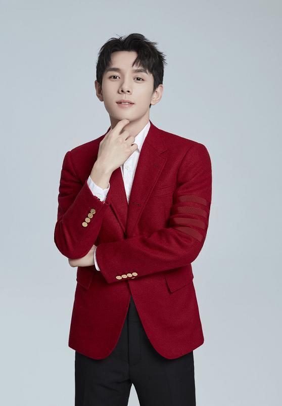 李佳琦|李佳琦薇娅双十一首场直播有多火？近3亿人在线，万元面霜秒清