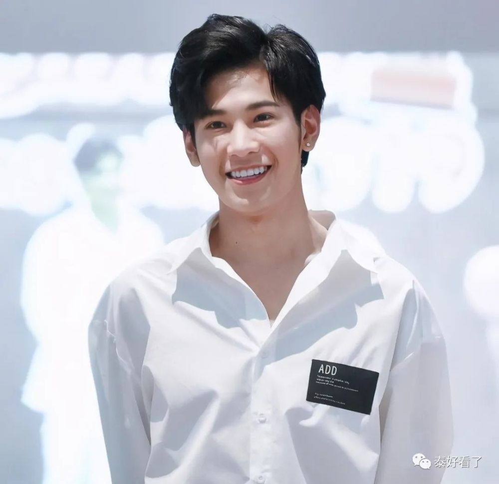 泰星singto计划出国留学优秀的人果然都喜欢一块玩