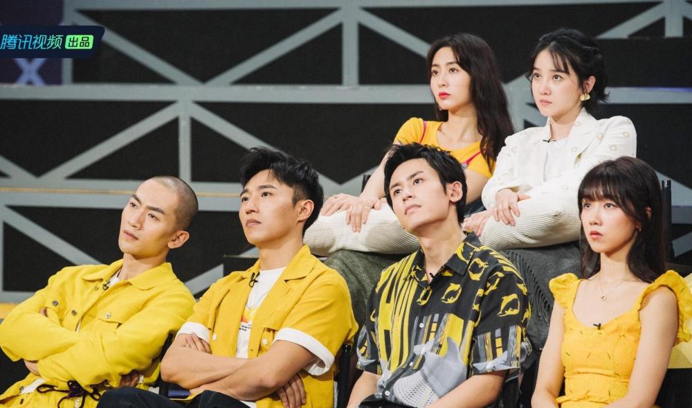 演员请就位|《演员请就位》话题不断，唐一菲果断退赛引热议，原来要演这角色