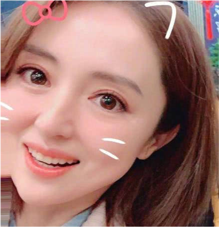 在网红滤镜下的八大明星,看看谁与本人真实容颜差别最大?