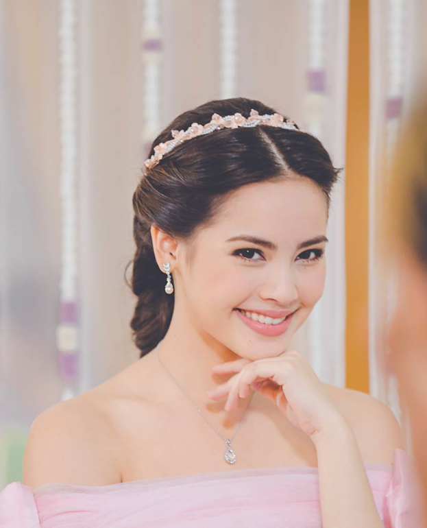 推荐恶魔少女与胖妞爱恋的泰剧,yaya好美哦_腾讯新闻