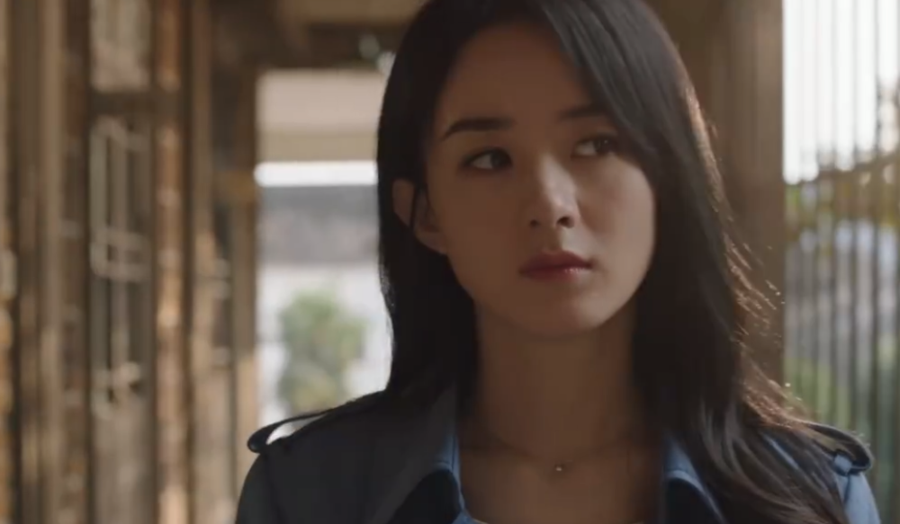 赵丽颖|赵丽颖《谁是凶手》再度演绎反派角色，穿白大褂笑容瘆人，让人直起鸡皮疙瘩