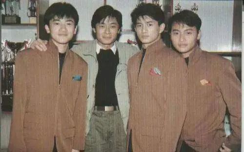 王杰|王杰刚刚58岁了，我很想他