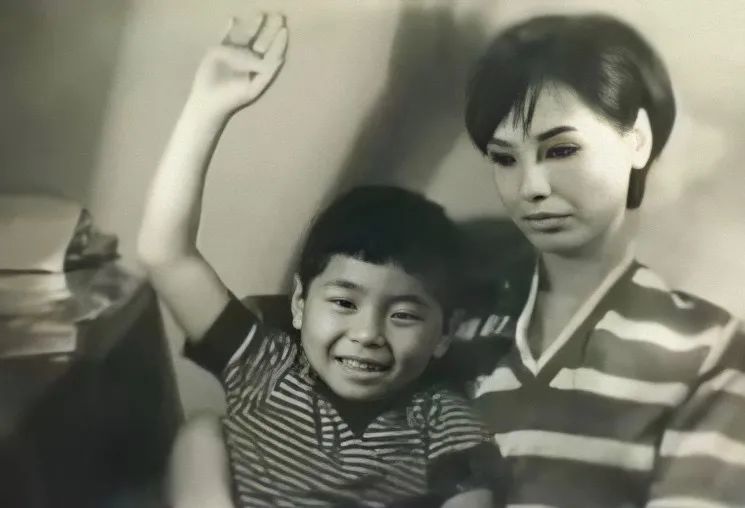 王杰|王杰刚刚58岁了，我很想他