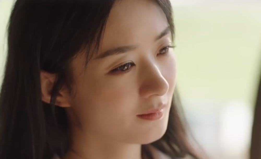 赵丽颖|赵丽颖《谁是凶手》再度演绎反派角色，穿白大褂笑容瘆人，让人直起鸡皮疙瘩