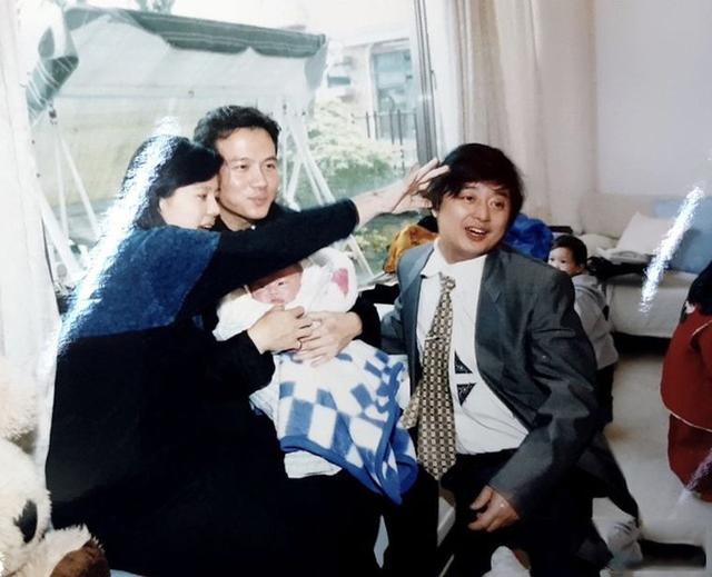 狄莺|狄莺崩溃哭喊不想活了！弟弟接连去世儿子陷官司，如今母亲也病逝