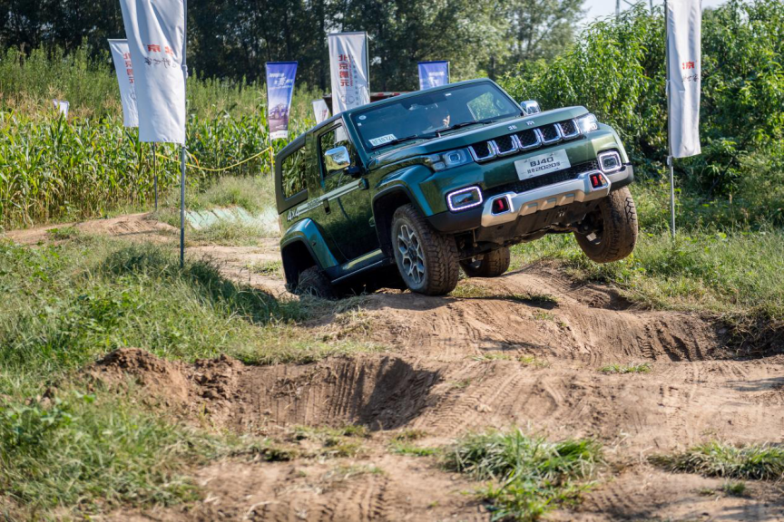 北京越野|2020年CACSI榜单出炉！BJ40蝉联硬派SUV总榜第二/自主第一