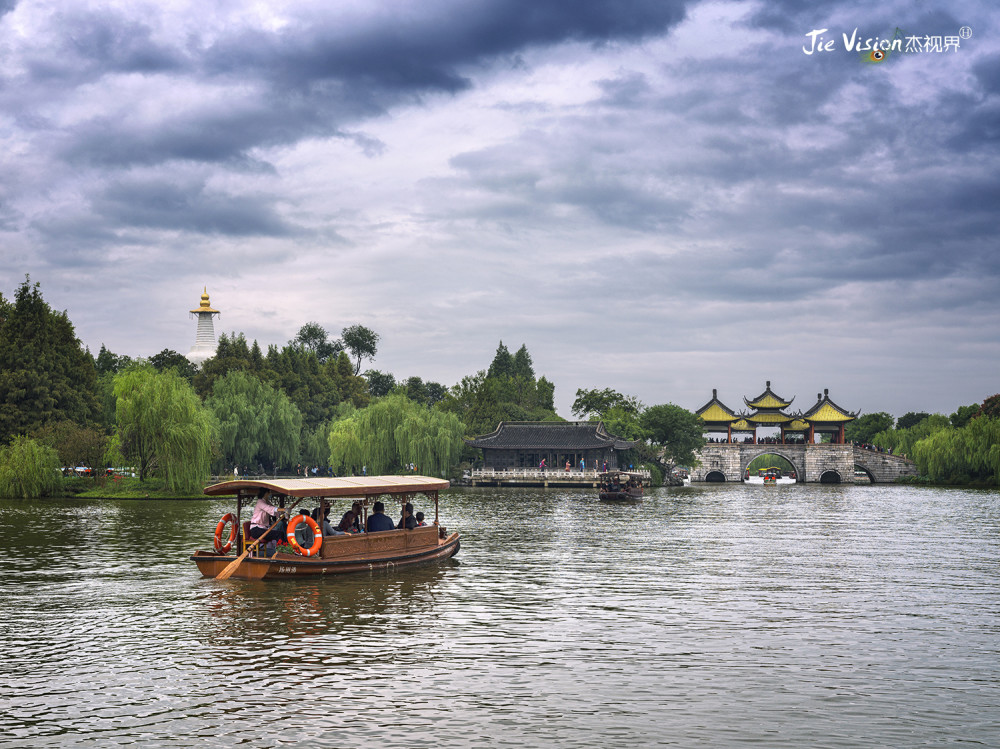 乾隆|乾隆年间的一场“骗局” 让京城北海白塔多了一个瘦西湖“姐妹”
